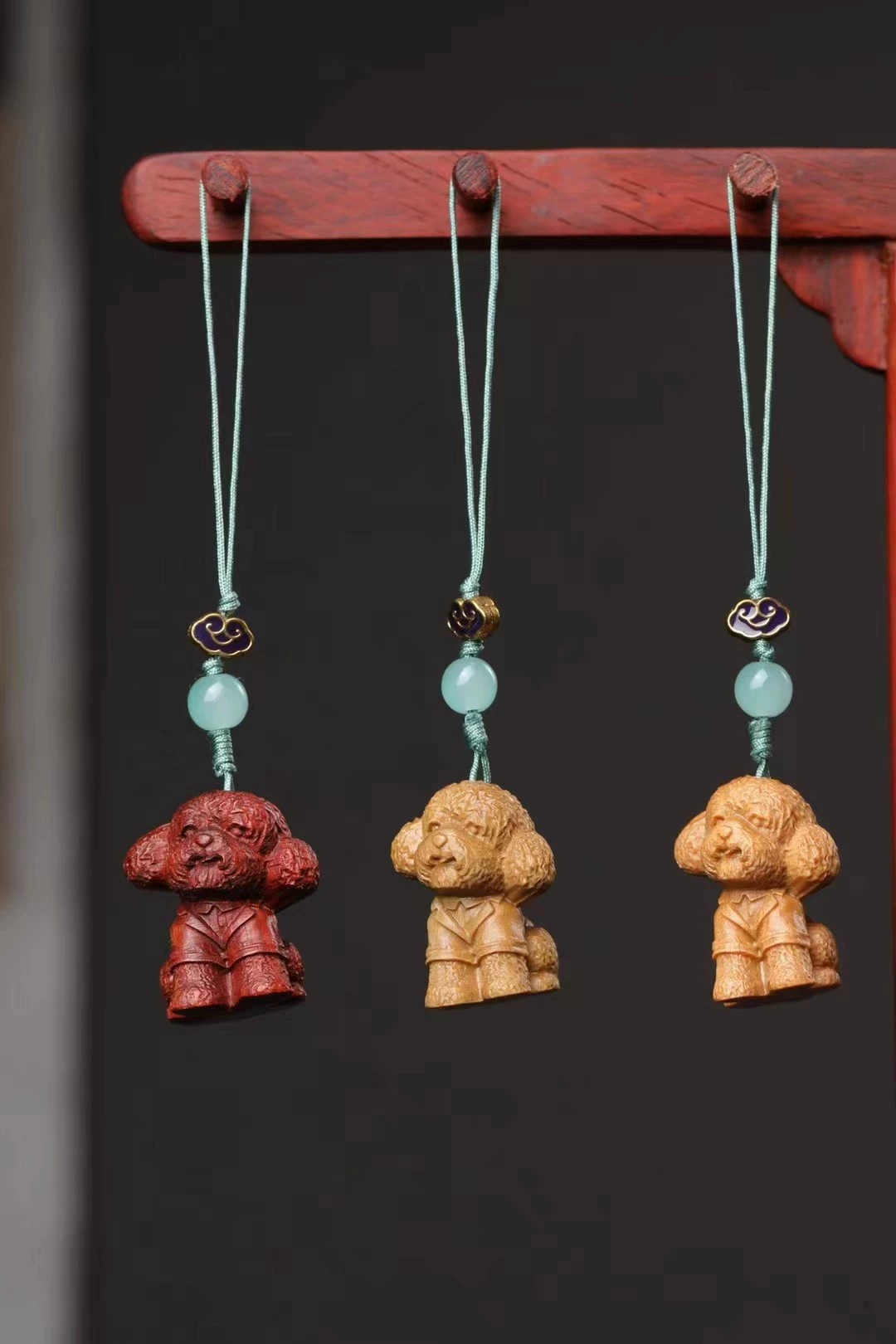 Вязаная ручной работы подвеска на сумку, розарий и зелёные сандаловые подвески, брелок/цепочка для телефона