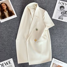 白色金属扣西装外套女2024年夏季薄款新款英伦风设计感短袖西服女