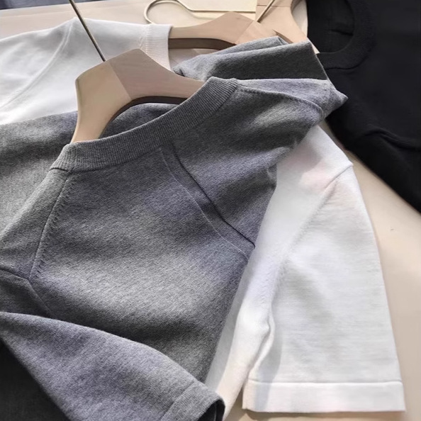 R * W family low-key intellectual style ~ simple basic solid color after sewing crew neck Joker short sleeve sweater T-shirt