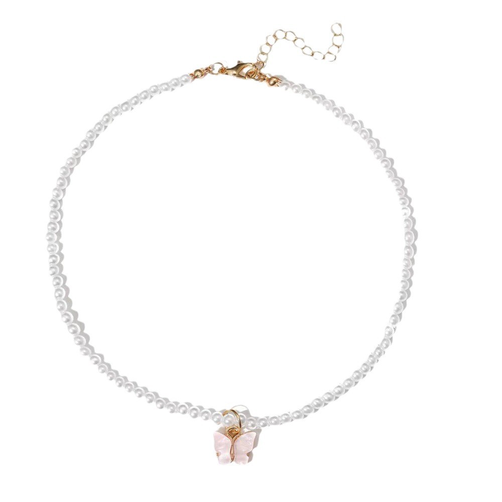 Joyería de comercio exterior transfronterizo ABS imitación perla con cuentas multicolor mariposa colgante corto collar de cadena de clavícula de las mujeres al por mayor