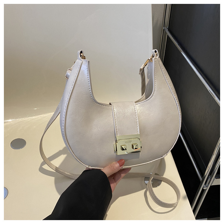 Nuova borsa a tracolla minimalista per donna, versione coreana, borsa sotto le ascelle dolce e straniera, tendenza invernale popolare, borsa da donna a forma di mezzaluna_voghion.com