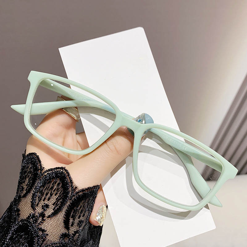 Gafas de lectura coloridas a prueba de luz azul, portátiles, ultraligeros, de moda, personalidad femenina transfronteriza, montura de gafas, gafas de lectura para ancianos