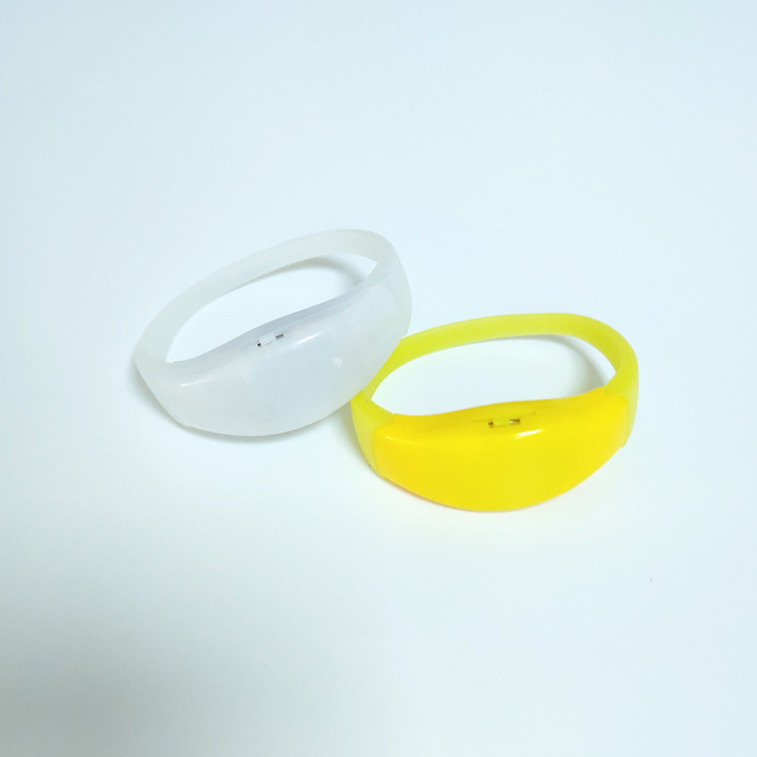 LED声控发光硅胶手环 户外运动夜跑闪光手环 酒吧气氛助威道具