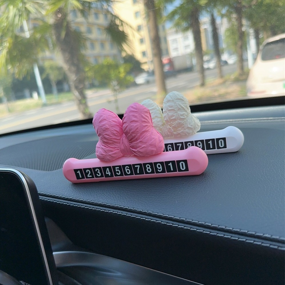 Estacionamiento temporal en el coche Lindo arco móvil teléfono número de matrícula matrícula coche creativo móvil interior decoración de estacionamiento femenino