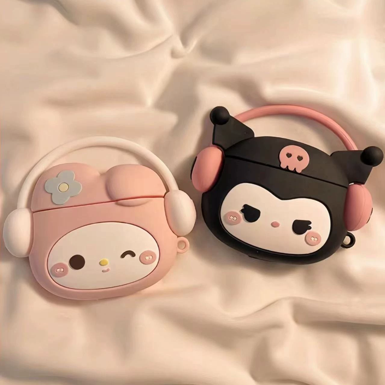 Headphones, silicone cartoon protective case