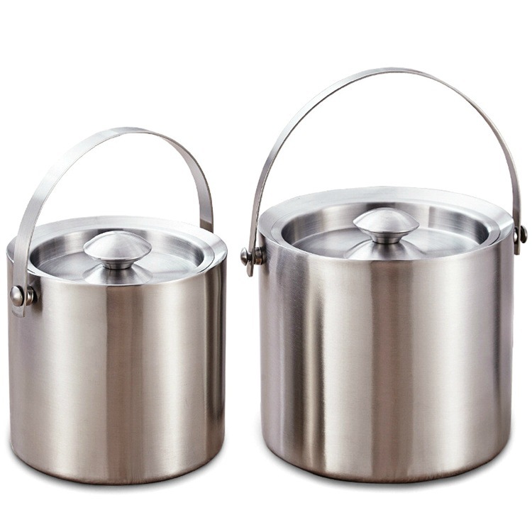 Cubo de hielo aislado de doble capa de acero inoxidable Cubo de vino Cubo de champán Barra de cubo KTV cubo de hielo portátil de doble capa con tapa