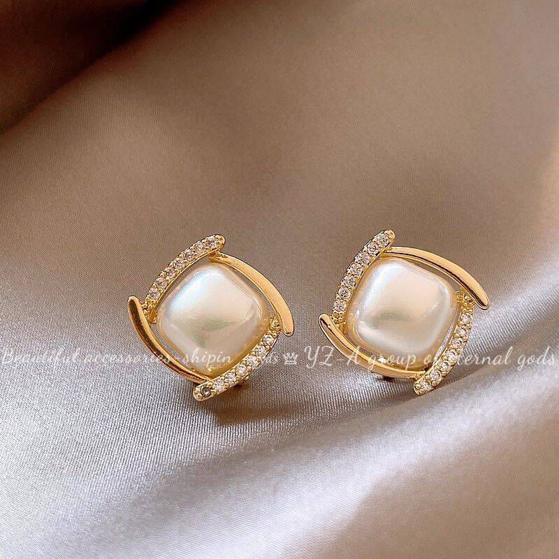 모조 진주 귀걸이