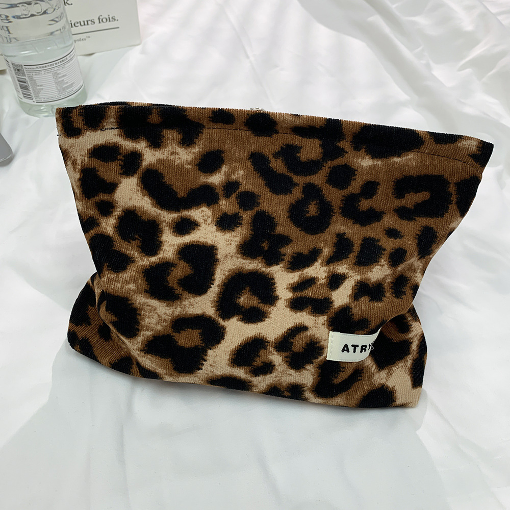 Comercio exterior transfronterizo leopardo bolsas de maquillaje bolsas de almacenamiento coreanas productos de cuidado de la piel bolsas de lavado bolsas de mano bolsas de maquillaje