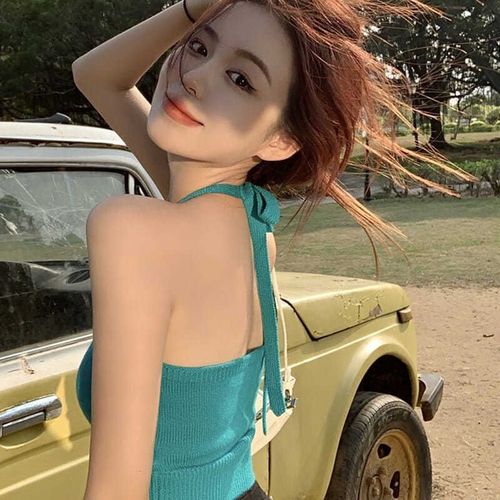 Hottest trend adjustable strap balconette solid color knit wrap top V-neck short sleeveless shoulder-baring camisole tank top