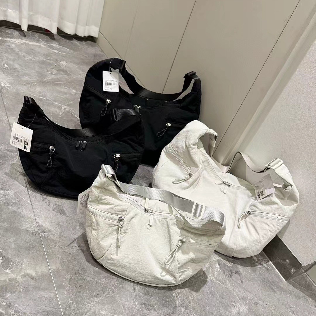 루 가족 크루아상 새로운 대형 슬로시 메신저 가방 13L 대용량 가방 어깨 겨드랑이 가방