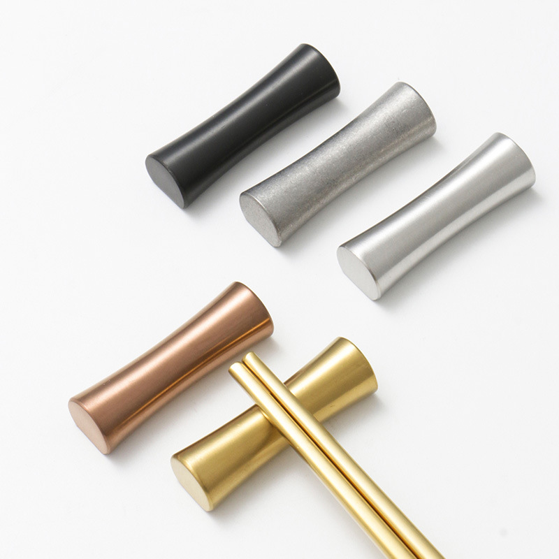 Simple Japanese Style Gold-Tone Chopstick Stand, Solid 304 Stainless Steel Chopstick Saver, Hotel Chopsticks Tableware Rack