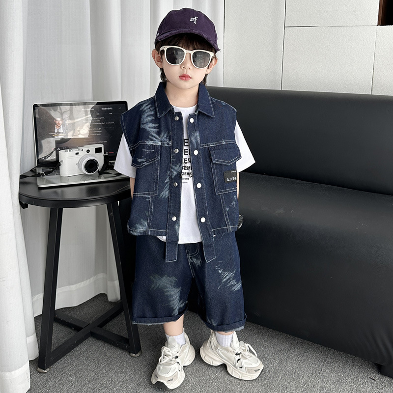 子供服男の子夏スノーフレーク模造デニムスリーピーススーツ 2025 夏の新しいトレンディなクールなベビー半袖スーツトレンディな服|undefined