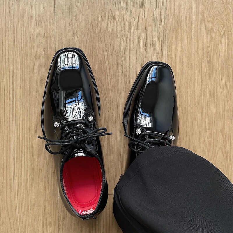 Black shiny men's casual leather shoes, business formal wear, British style, thick-soled height-increasing derby shoes with red sole design Black shiny men's casual leather shoes, business formal wear, British style, thick-soled height-increasing derby shoes with red sole design