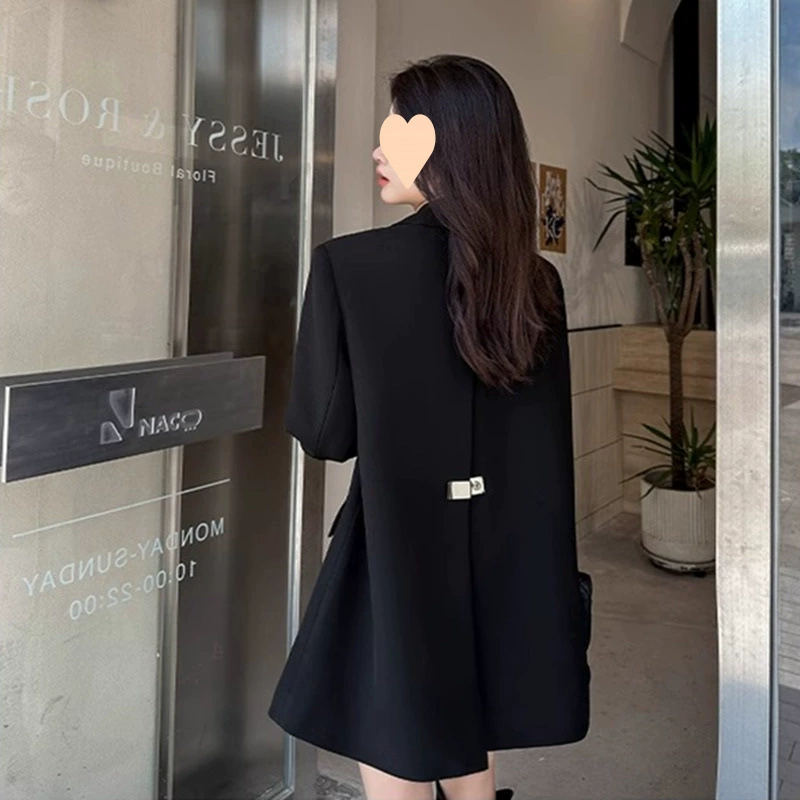 Черный корейский стиль повседневный пиджак для женщин 2025 новый весенний пиджак для женщин, женственный и элитный уличный стиль маленький костюм