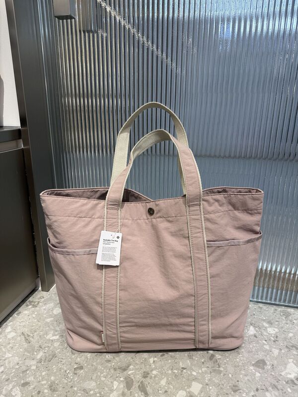 lululemon新款Daily多口袋防水帆布包20L大容量瑜伽托特包手提包|undefined