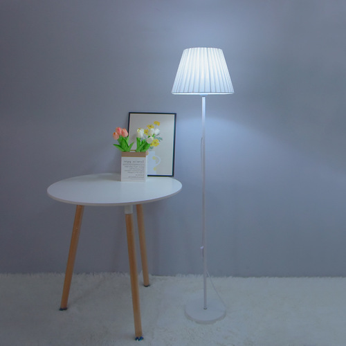 Floor lamp living room study bedroom led bedside lamp beauty internet celebrity anchor warm simple modern vertical table lamp