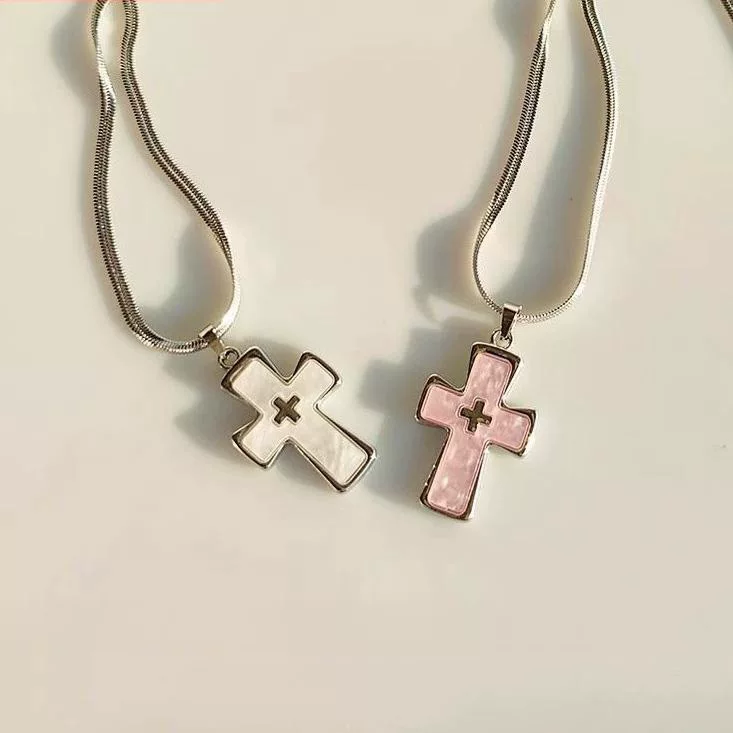 Fuchsia necklace, chain for key bag , pendant stainless steel, high-quality style, light luxury style