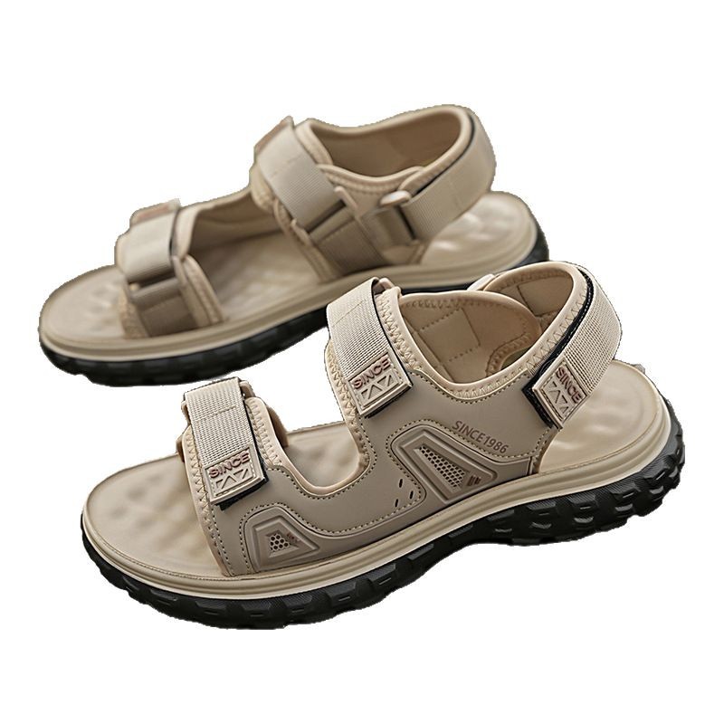 La nueva tendencia de los hombres en la primavera y el verano de 2025, las sandalias de velcro para hombres casuales y versátiles, transpirables y cómodas para todos los días