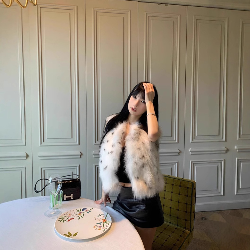 Lux series ~ wayward daughter push imitation chinchilla pattern environmental protection rex rabbit fur winter new vest vest vest women