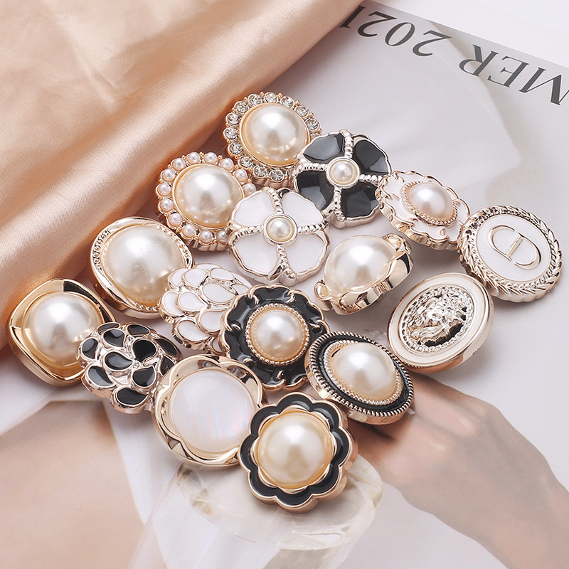 Wholesale Plastic Electroplated Chanel Buttons Cardigan Sweater Textured Round Button Coat Coat with Pearl Buttons Wholesale Plastic Electroplated Chanel Buttons Cardigan Sweater Textured Round Button Coat Coat with Pearl Buttons