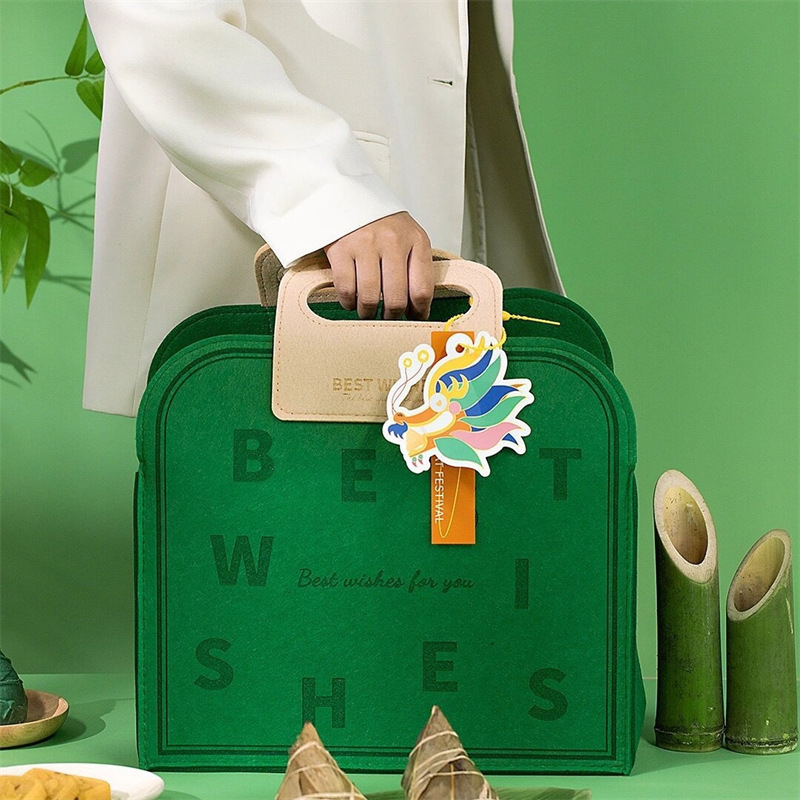 厂家供应端午毛毡包旅行外出毛毡收纳包公司商场节日手提包礼品