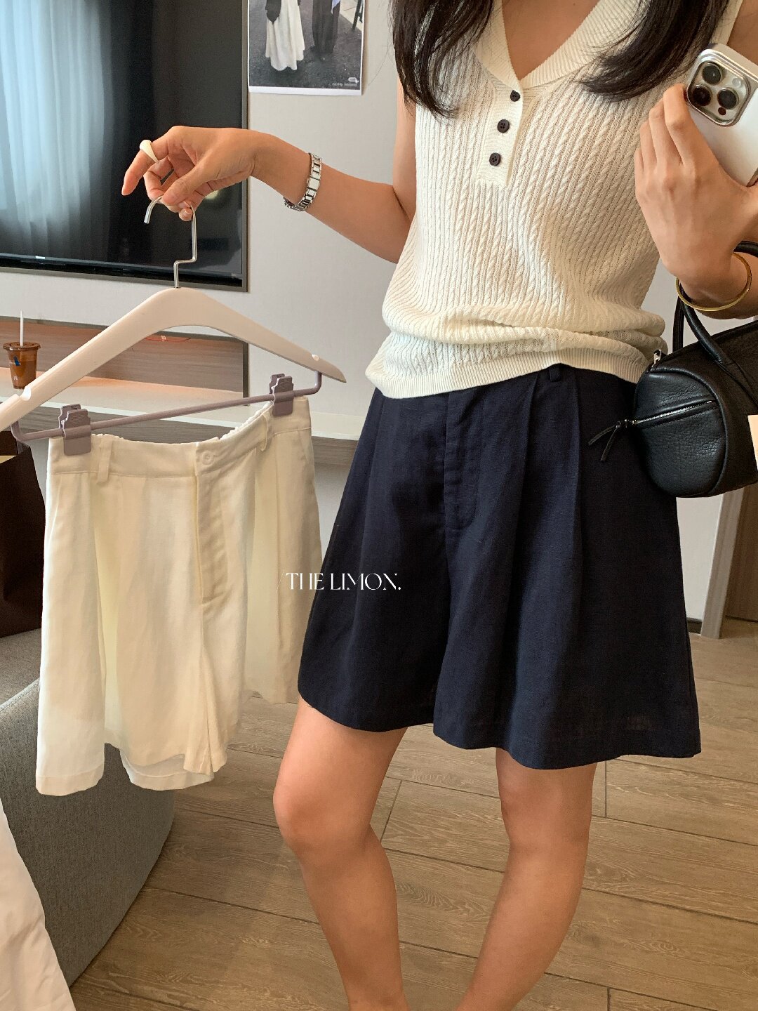 Quần short nữ cạp cao chất liệu tencel linen phối sợi, dáng suông rộng, tôn dáng, phong cách old money — màu sắc, Màu cà phê, màu trắng, Xanh da trờicolor chi tiết 22