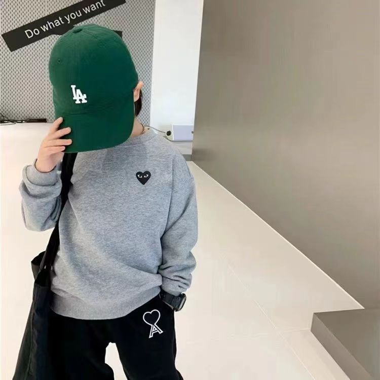 그레이 플러스 벨벳 블랙 하트