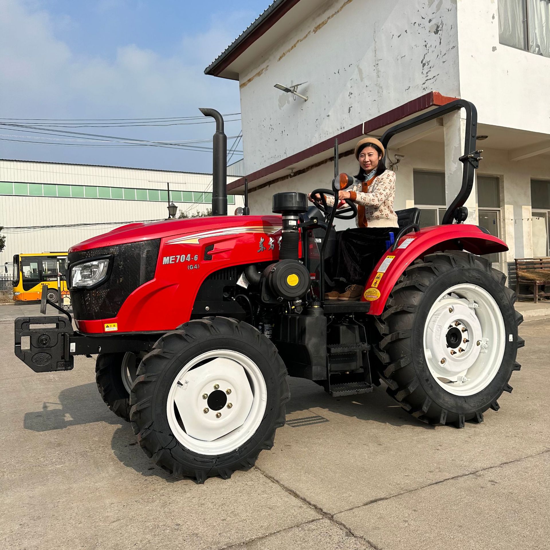 东方红ME704