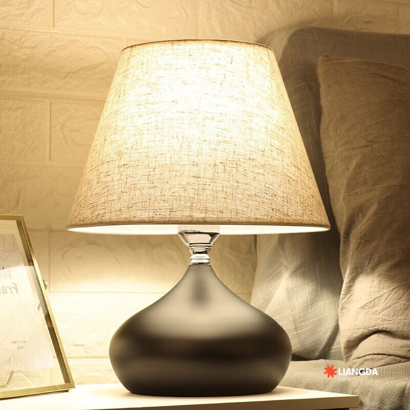 Nordic Bedroom Bedside Lamp, Modern Creative Internet-Famous Home Living Room Table Lamp, Warm and Romantic Minimalist Touch Table Lamp Nordic Bedroom Bedside Lamp, Modern Creative Internet-Famous Home Living Room Table Lamp, Warm and Romantic Minimalist Touch Table Lamp