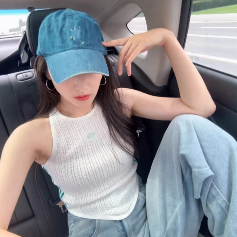 High-Quality Clover Embroidery Hollow-Out Sleeveless Knitted Vest T-Shirt Summer Slim-Fit Korean Style Women's Top