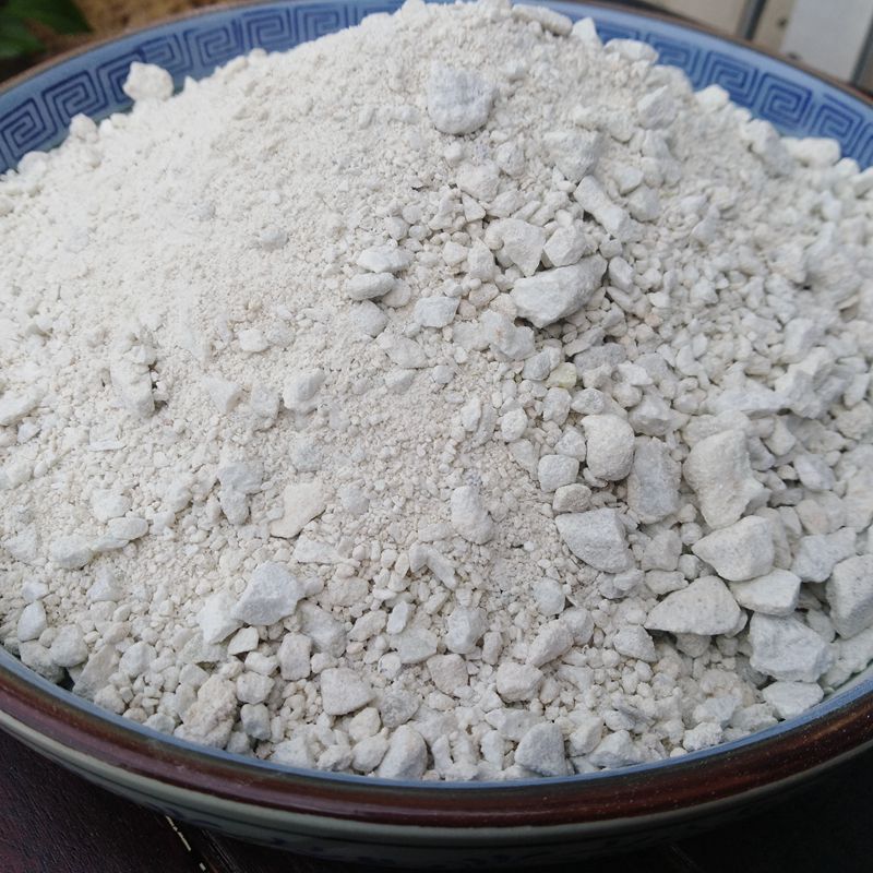 透辉岩厂家 陶瓷原料用透灰岩原矿 透辉石粉多少钱一吨