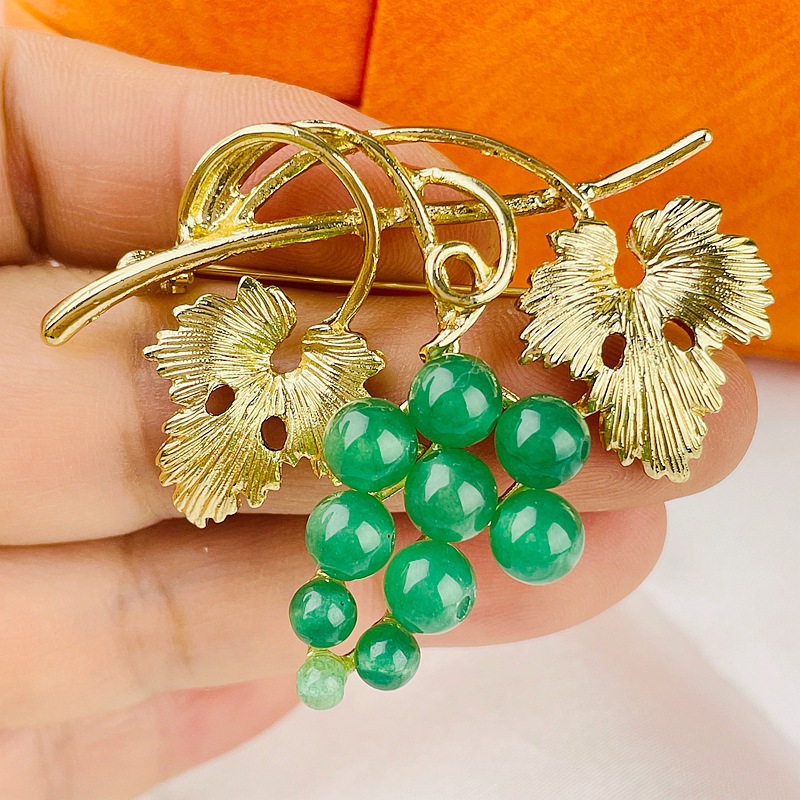 IG Style Leaf Grape Alloy Glass Plating Women's Ear Studs Brooches display picture 5