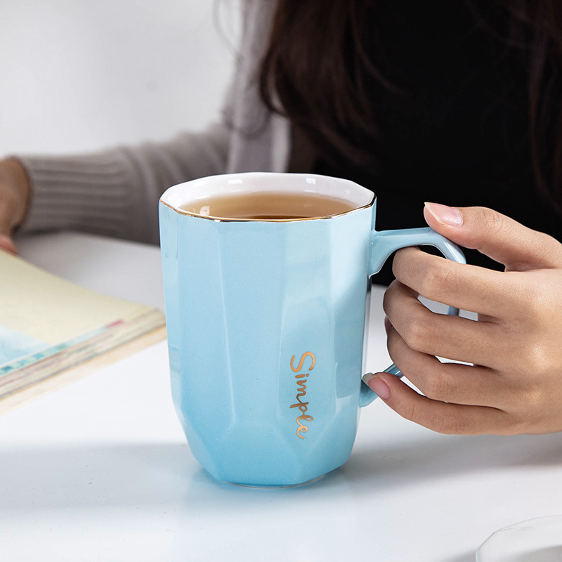 水杯女2021年新款创意马克杯咖啡杯办公室陶瓷杯杯子带盖口杯家用
