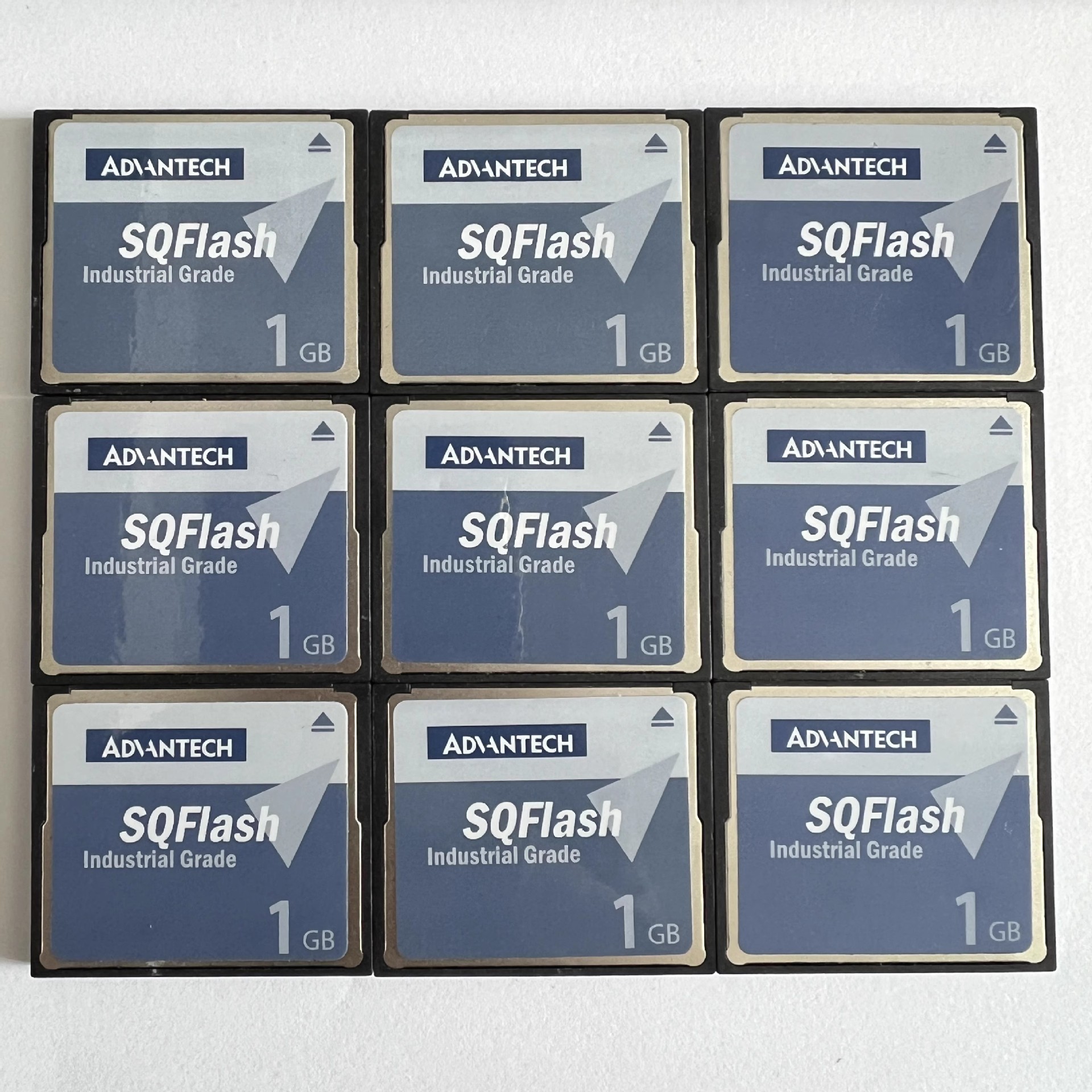 研华工业级CF卡1G宽温存储卡SQF-P10S1-1G-P8E/ETE 数控机床专用