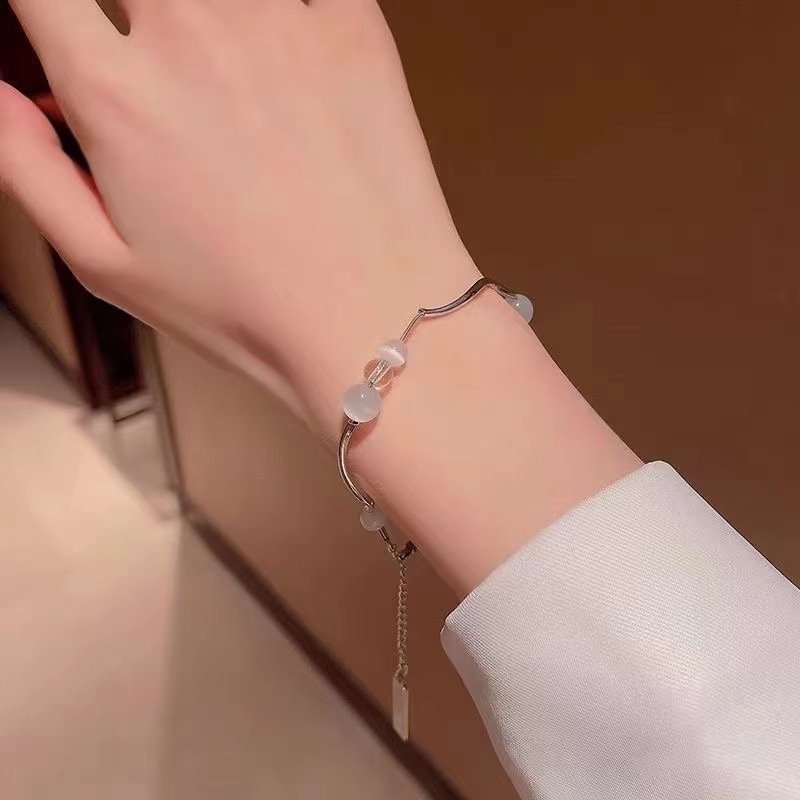 クールな雰囲気! タッセルキャッツアイビーズブレスレットインニッチデザインコールドスタイルアクセサリーガールフレンドブレスレット|undefined