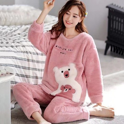 Flannel pajamas for women, cartoon style, suitable for autumn and winter, cartoon long-sleeved turtleneck home sets, coral velvet sets, suitable for export and wholesale, multiple styles available.