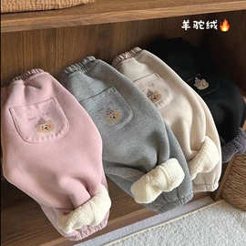 女童冬装一体绒加厚卫裤2025新款中小童洋气可爱卡通印花哈伦裤潮