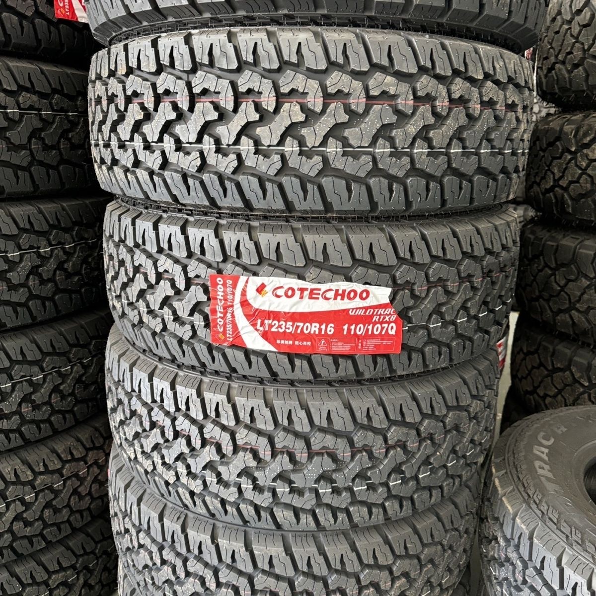 Off-Road Tires 215/235/245/265/65/70/75R15R16R17 Pickup Truck Tires At/Mt Tires