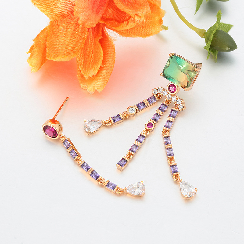 Xuping serie de cobre chapado 18k nicho de color aretes geométricos cuadrados bordes personales aretes al por mayor mujeres
