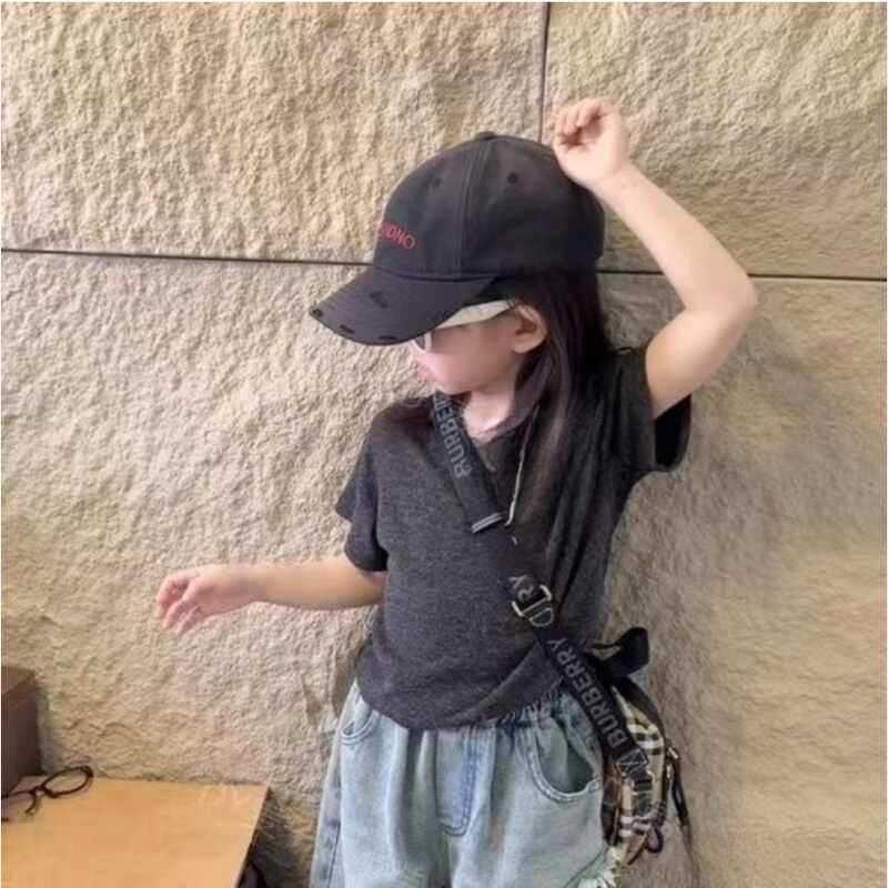 Nostalgic children's fun jeans loose and comfortable children's pants, 3-8 years old children's favorite spring and summer Nostalgic children's fun jeans loose and comfortable children's pants, 3-8 years old children's favorite spring and summer