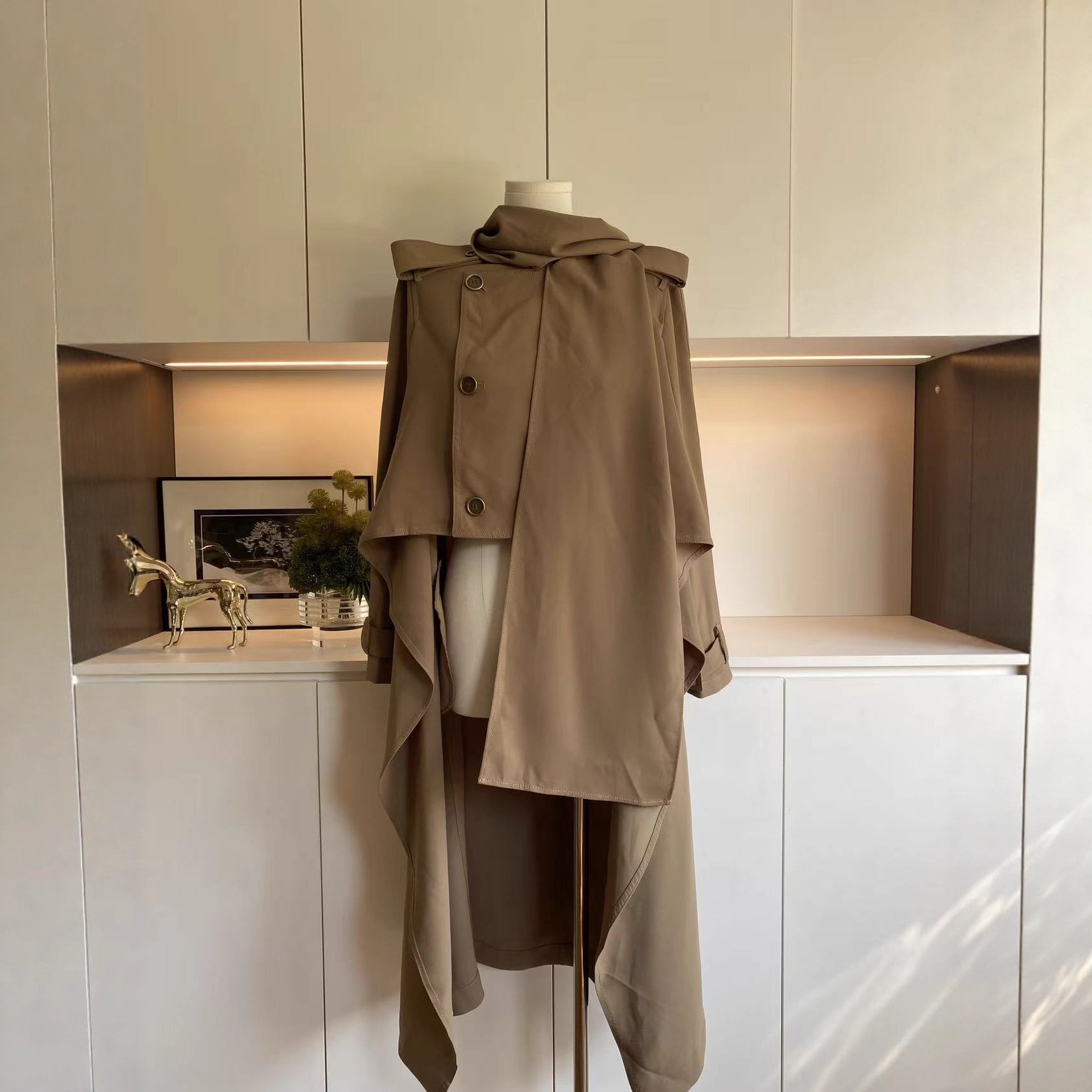 2026 Real Shot High-End British Style Khaki Trench Coat for Women, Autumn/Winter New Design Fashionable Overcoat