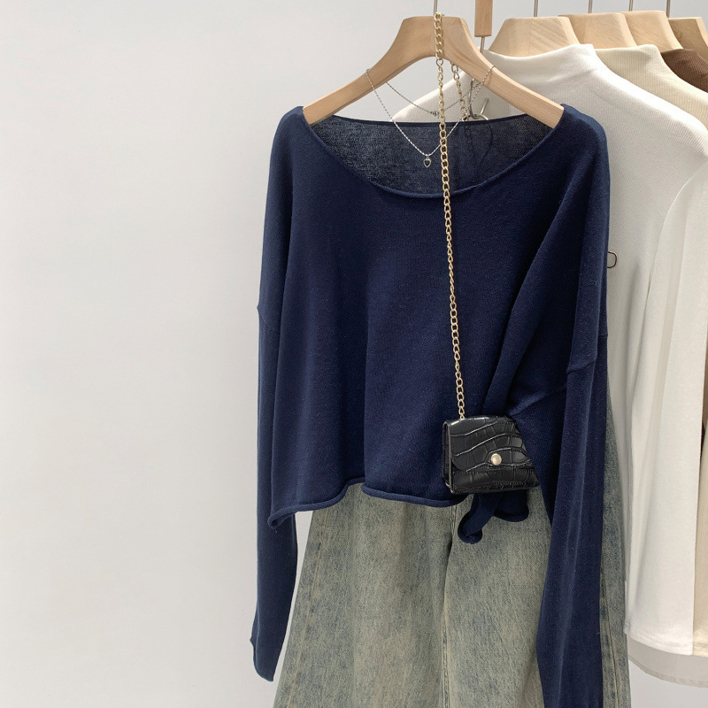 Gray High-End One-Line Collar Inner Layering Shirt for Women in Autumn and Winter New Style Lazy Style Loose Slimming Look Short Top