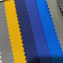 厂家直供 420D尼龙pu牛津布pvc 防水面料 手袋箱包布染色现货