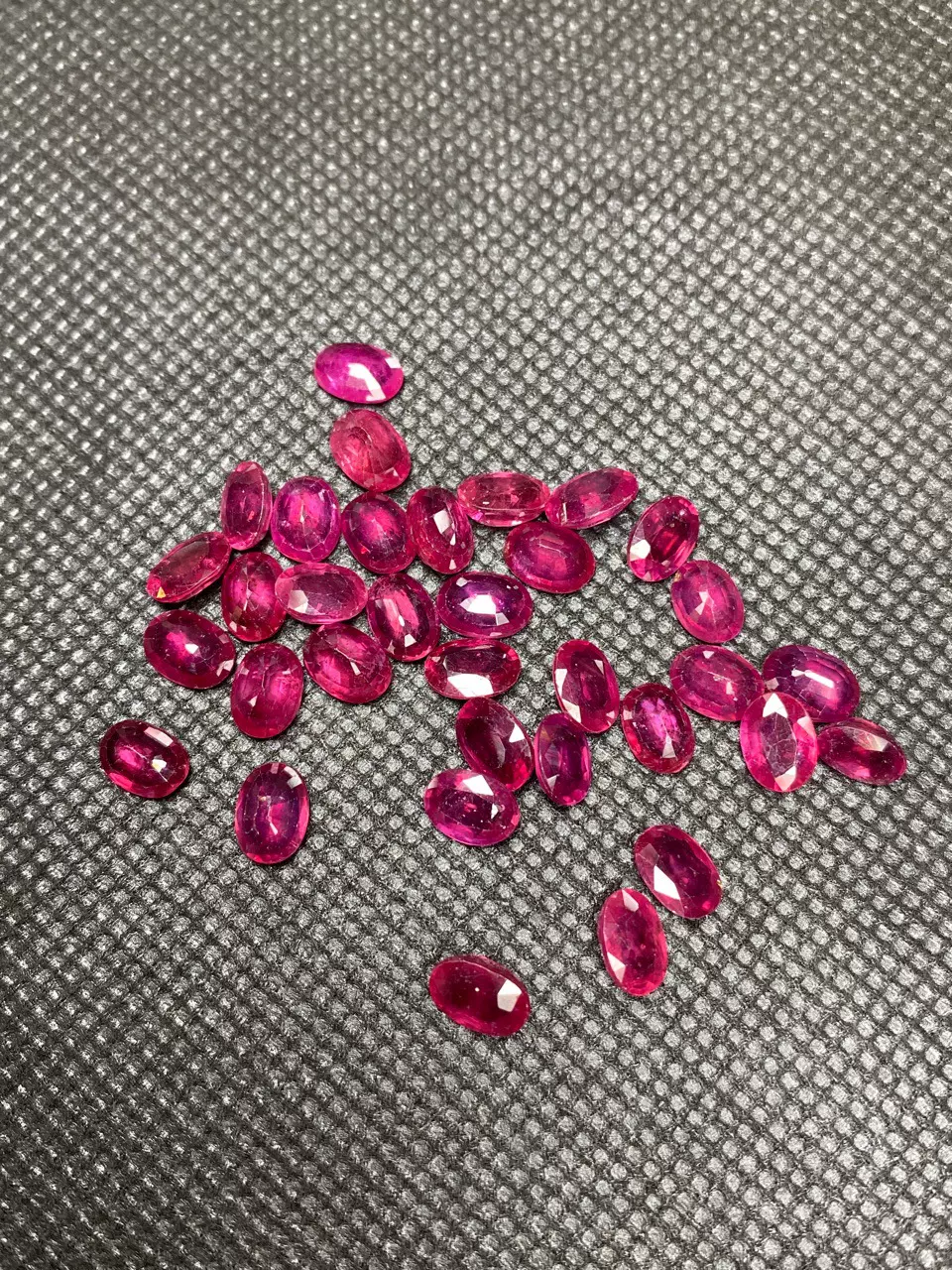 现货新烧红宝石OV蛋形绒面宝石裸石镶嵌配石批发工厂