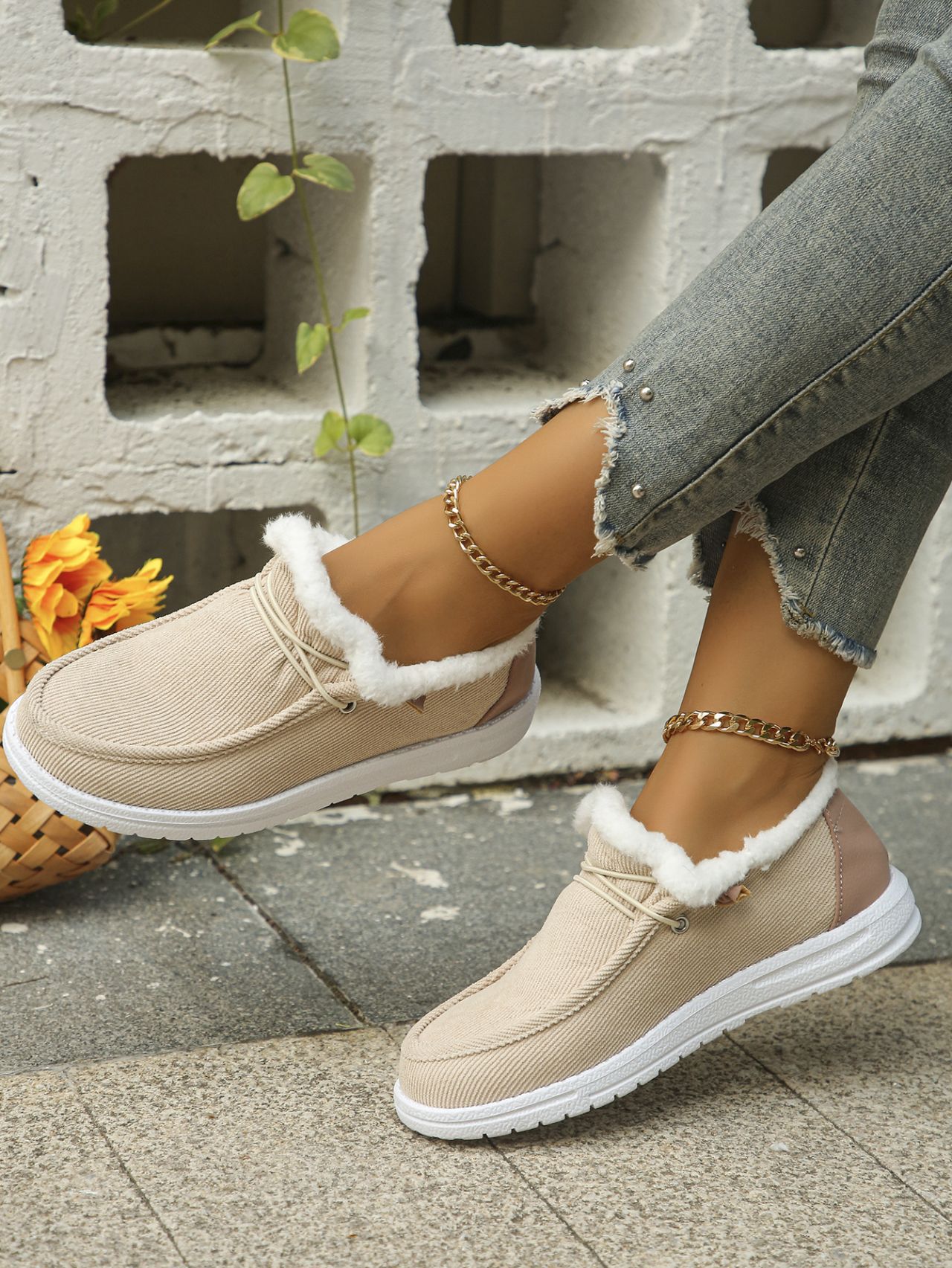 Women's Streetwear Solid Color Round Toe Flats display picture 2