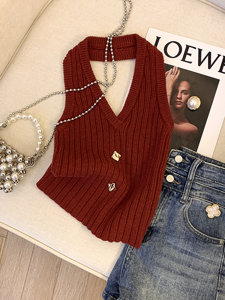 Retro burgundy knitted tank top