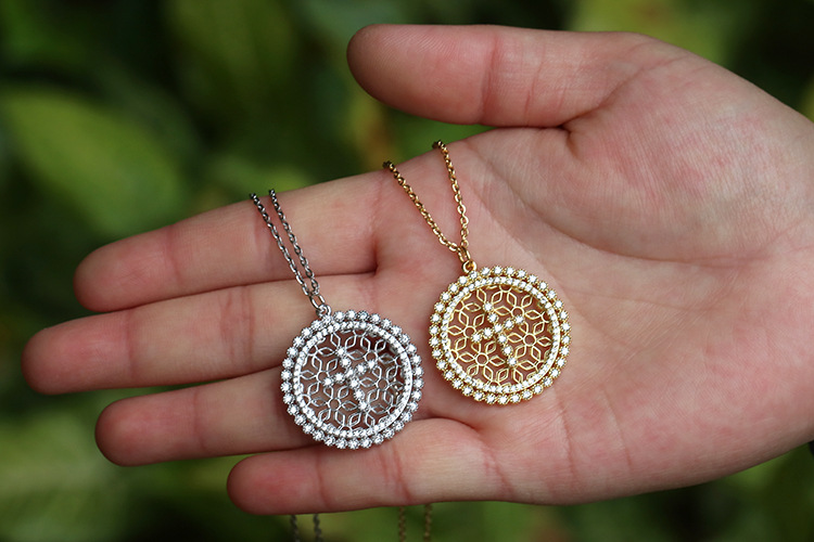 Unisex Gender Plating Design Copper Plated 18k Gold Micro-set Zircon Pendant Geometric Cross Clavicle Chain