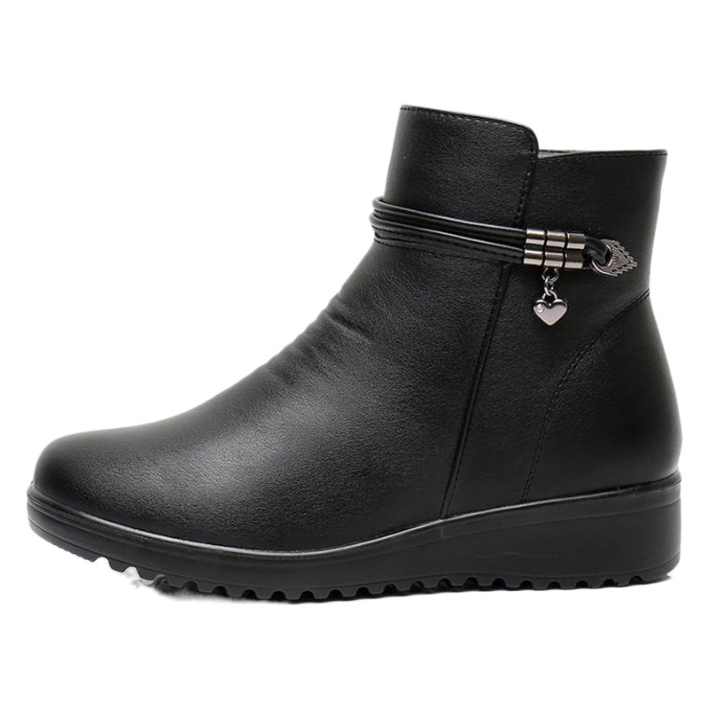 Botas cortas de la madre cálidas forradas de lana plana antideslizante zapatos de mujer de invierno de las mujeres botas de mediana edad y ancianos mullidas zapatos de algodón de edad avanzada talón plano