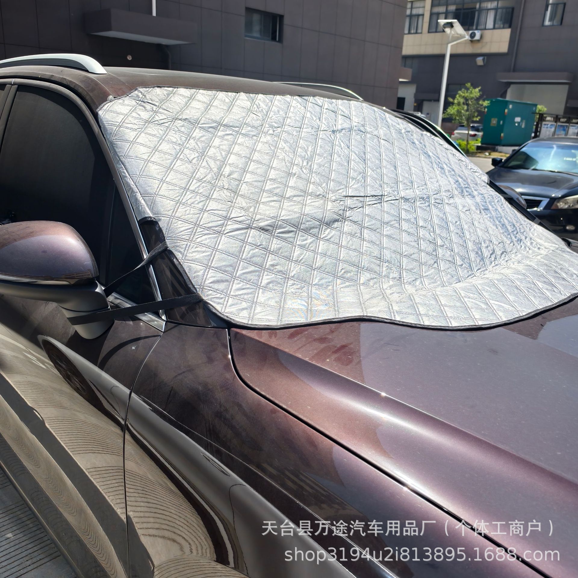 Factory Direct Sales Car Snow Cover Winter Printed Logo Insulated Snow Cover Car Cover Roof Cold and Snow Protection