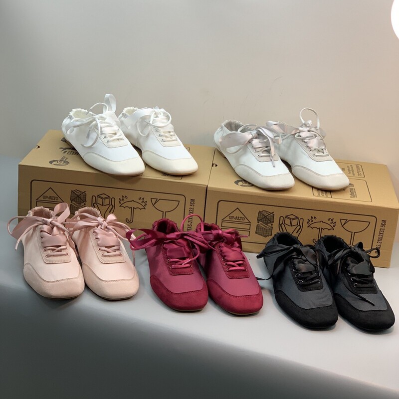 2026 New Spring Ballet Style Satin German Training Shoes with Silk Laces, Fashionable and Comfortable Flat Ballet Shoes 2026 New Spring Ballet Style Satin German Training Shoes with Silk Laces, Fashionable and Comfortable Flat Ballet Shoes
